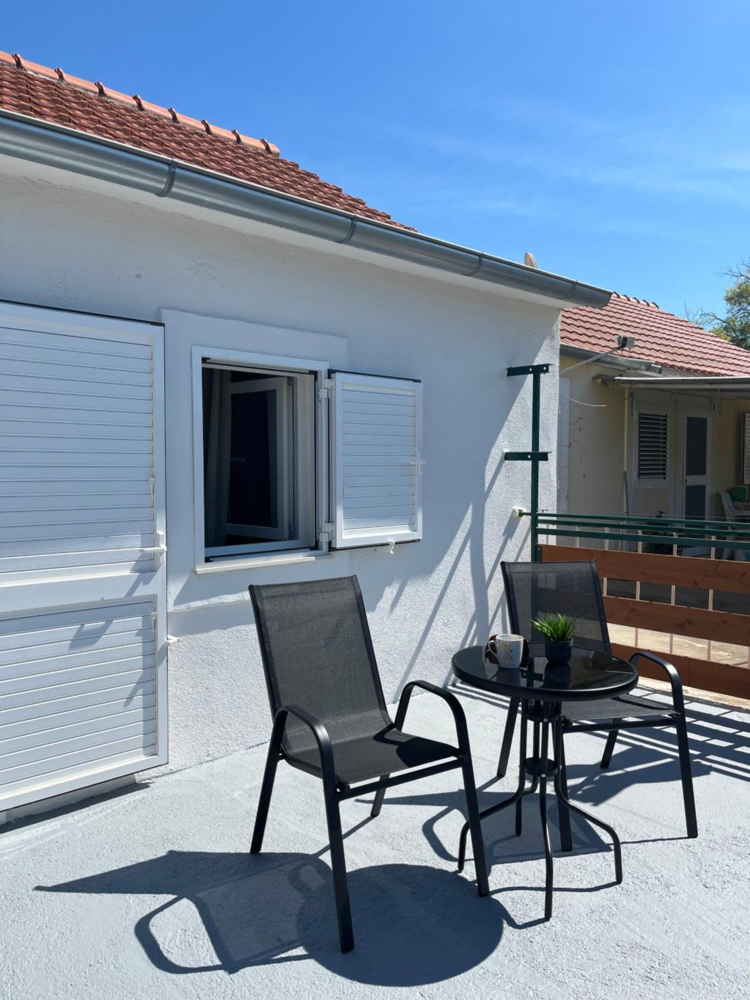 The Nook Villa Bilice Luaran gambar